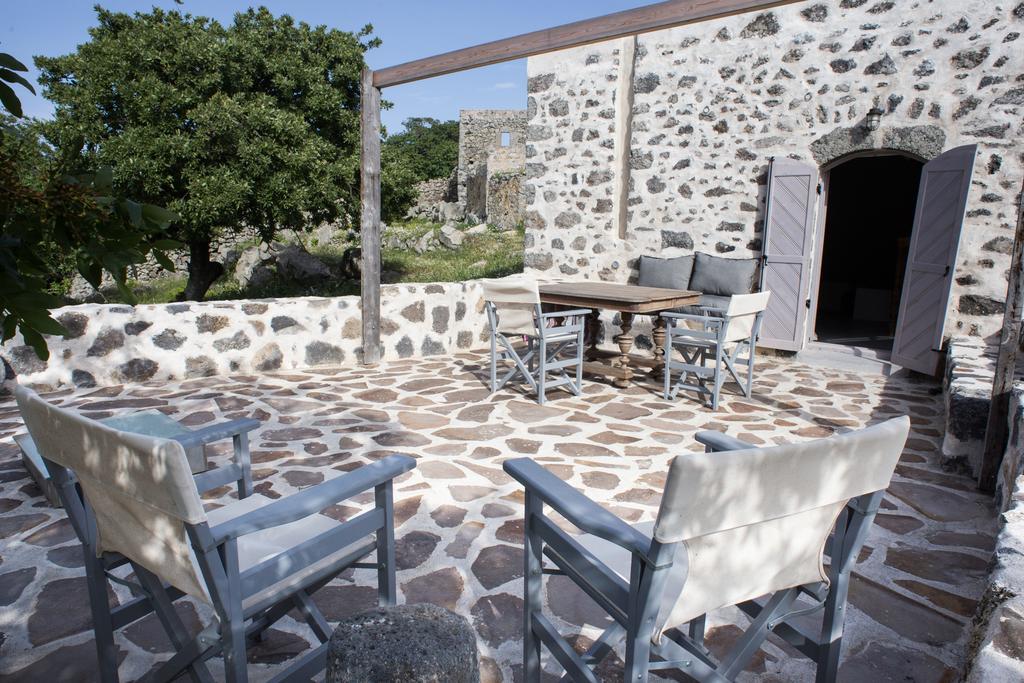 הוילה Emporeiós Kafka Stone House מראה חיצוני תמונה
